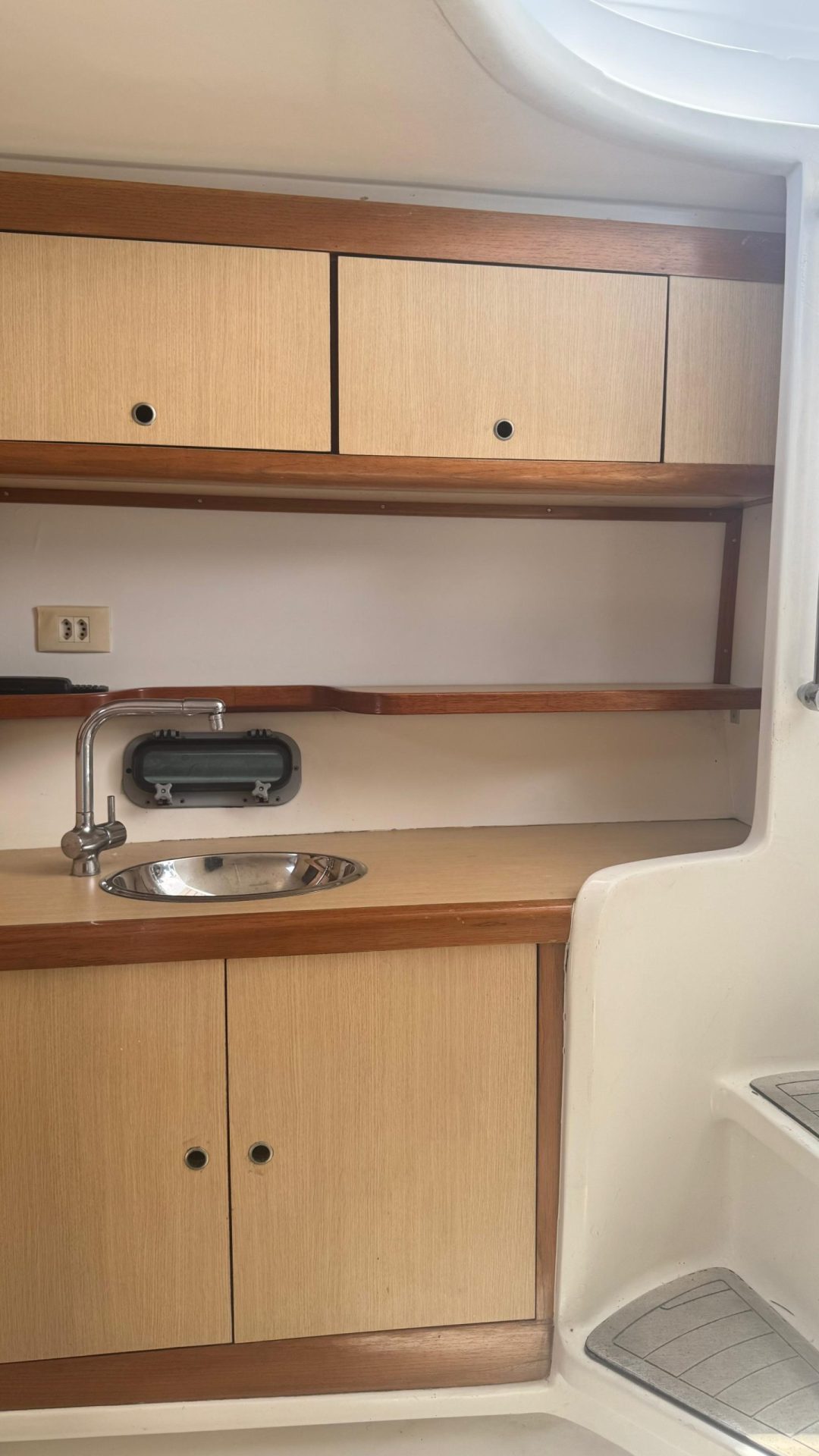 98995e51-28ac-4256-a3a9-66d735913c67