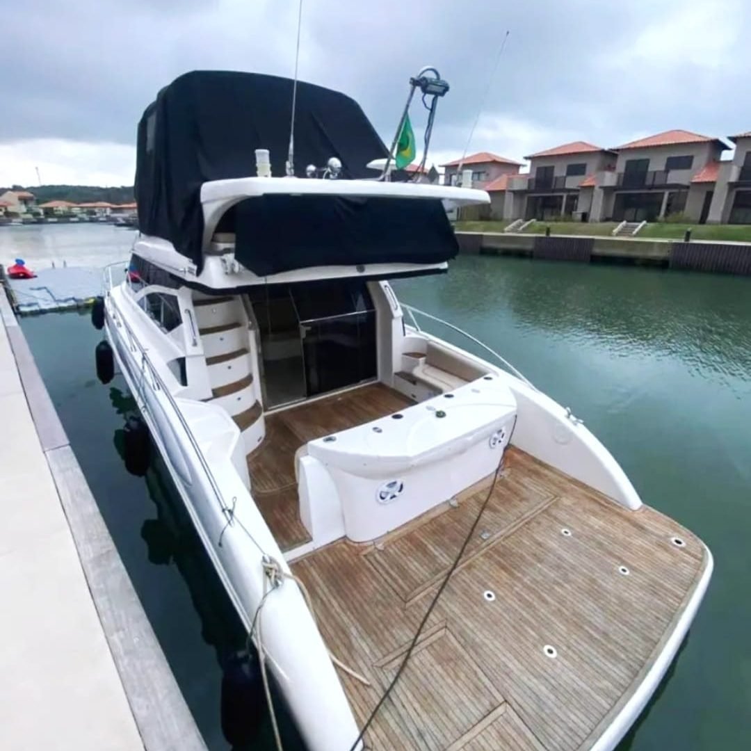 Ferretti-50-2