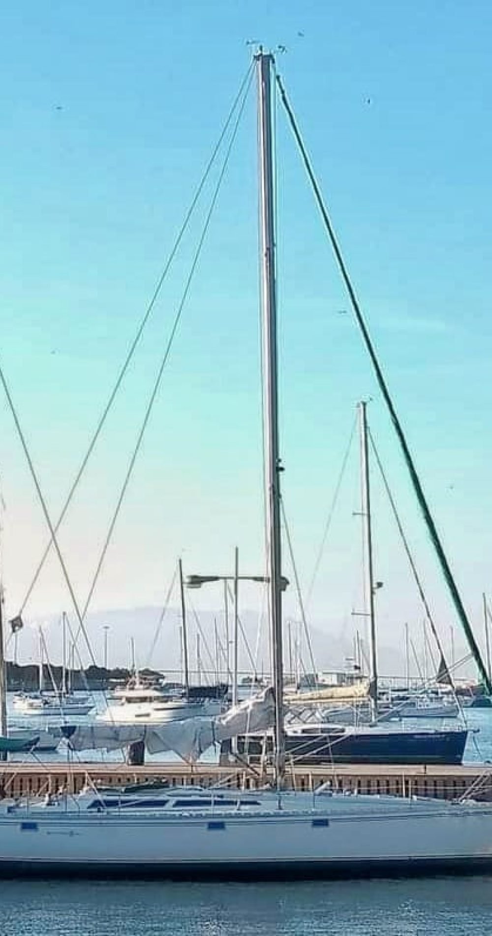 Jeanneau-Sun-Kiss-47-1