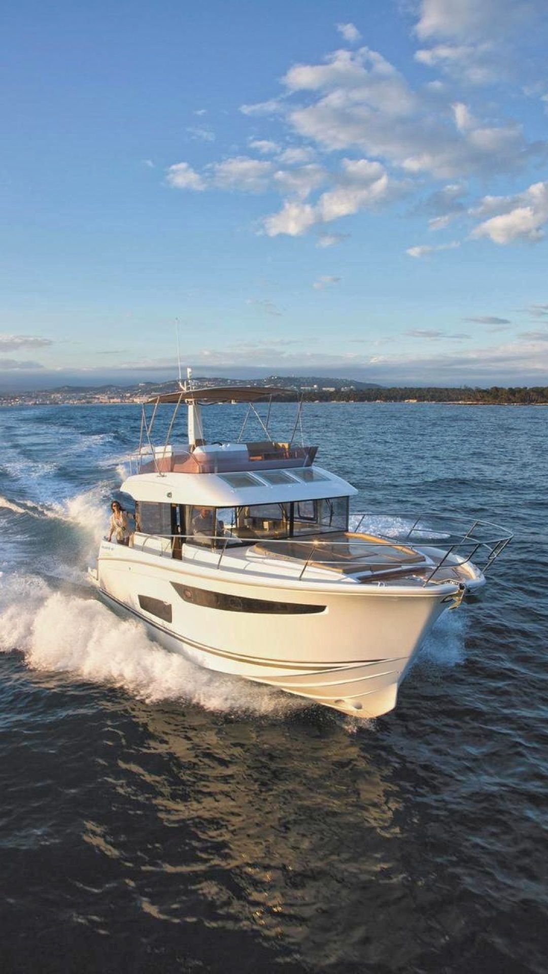 Lancha-Beneteau-43-Externa-1