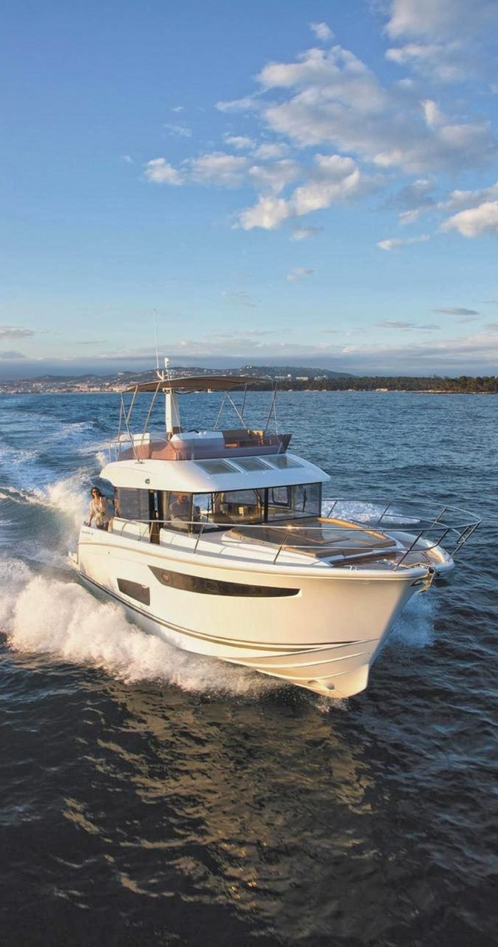 Lancha-Beneteau-43-Externa