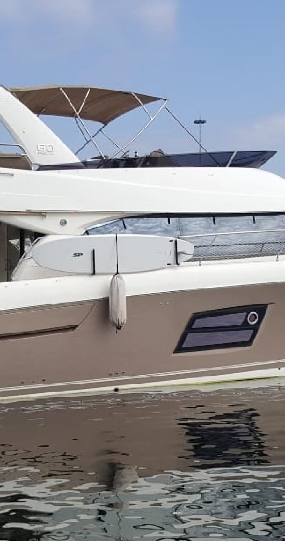 Prestige-60-Fly-1