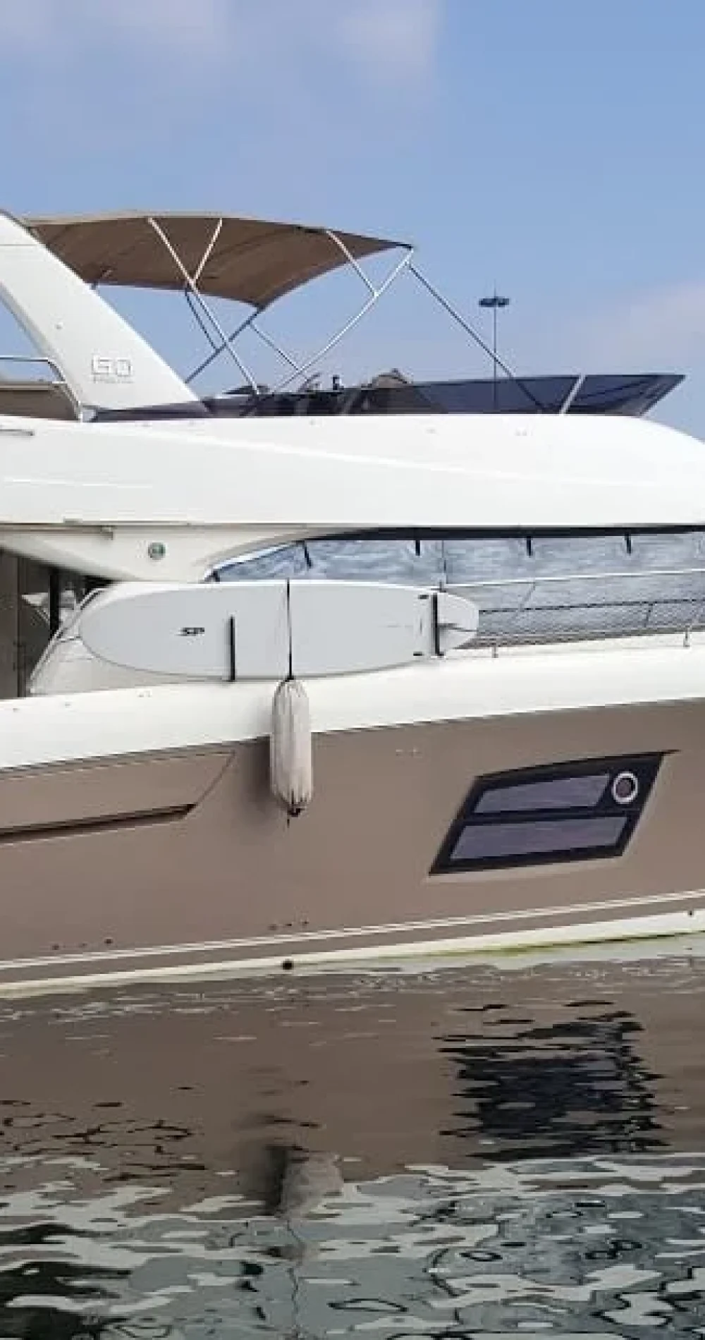 Prestige-60-Fly-1